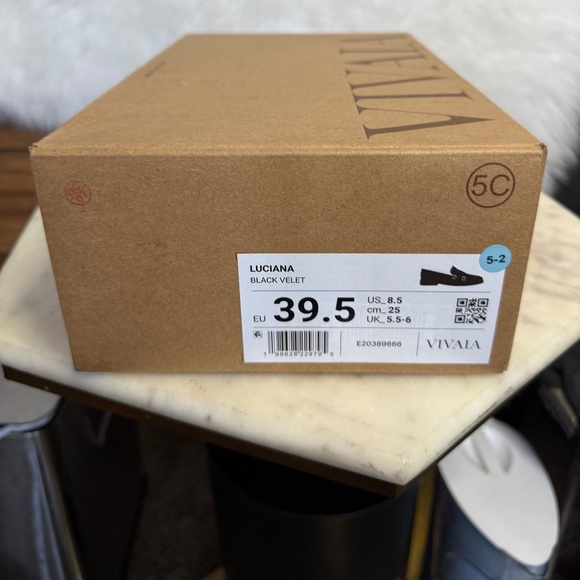 VIVAIA Black velvet lofers NEW!!! - Picture 7 of 8